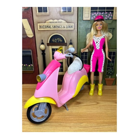 Vintage Barbie Doll Blonde Blue Eyes & Barbie Vespa Scooter with Basket - Picture 2 of 11
